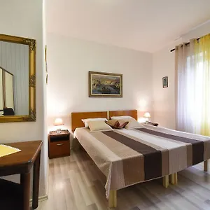  Apartment Dado Kroatien